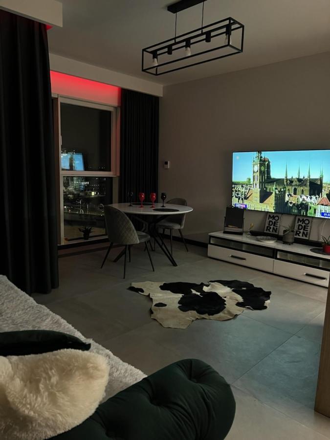 Towarowa - Milionowa 39 Check-In 24H Apartment พอซนาน ภายนอก รูปภาพ