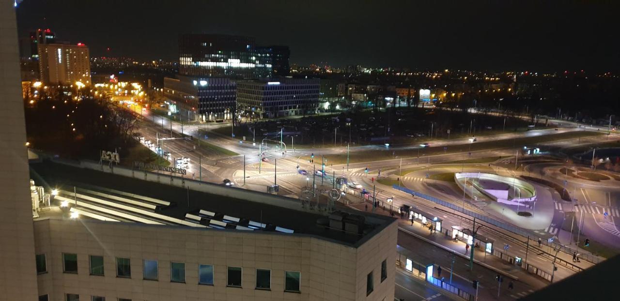 Towarowa - Milionowa 39 Check-In 24H Apartment พอซนาน ภายนอก รูปภาพ